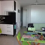 Escale A La De Lägenhet *