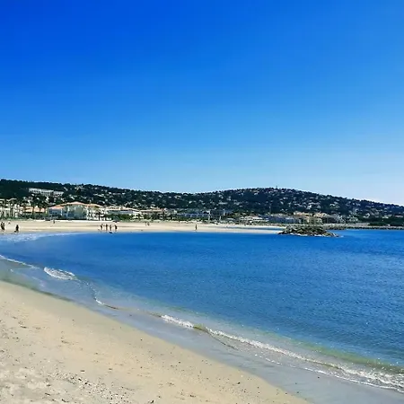 Escapade à La De *