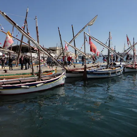 Escale A La De Sète